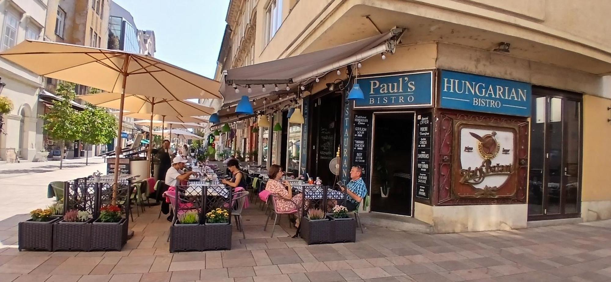 Апартаменты Dinerdowntown In Vaci Street With Free Garage *